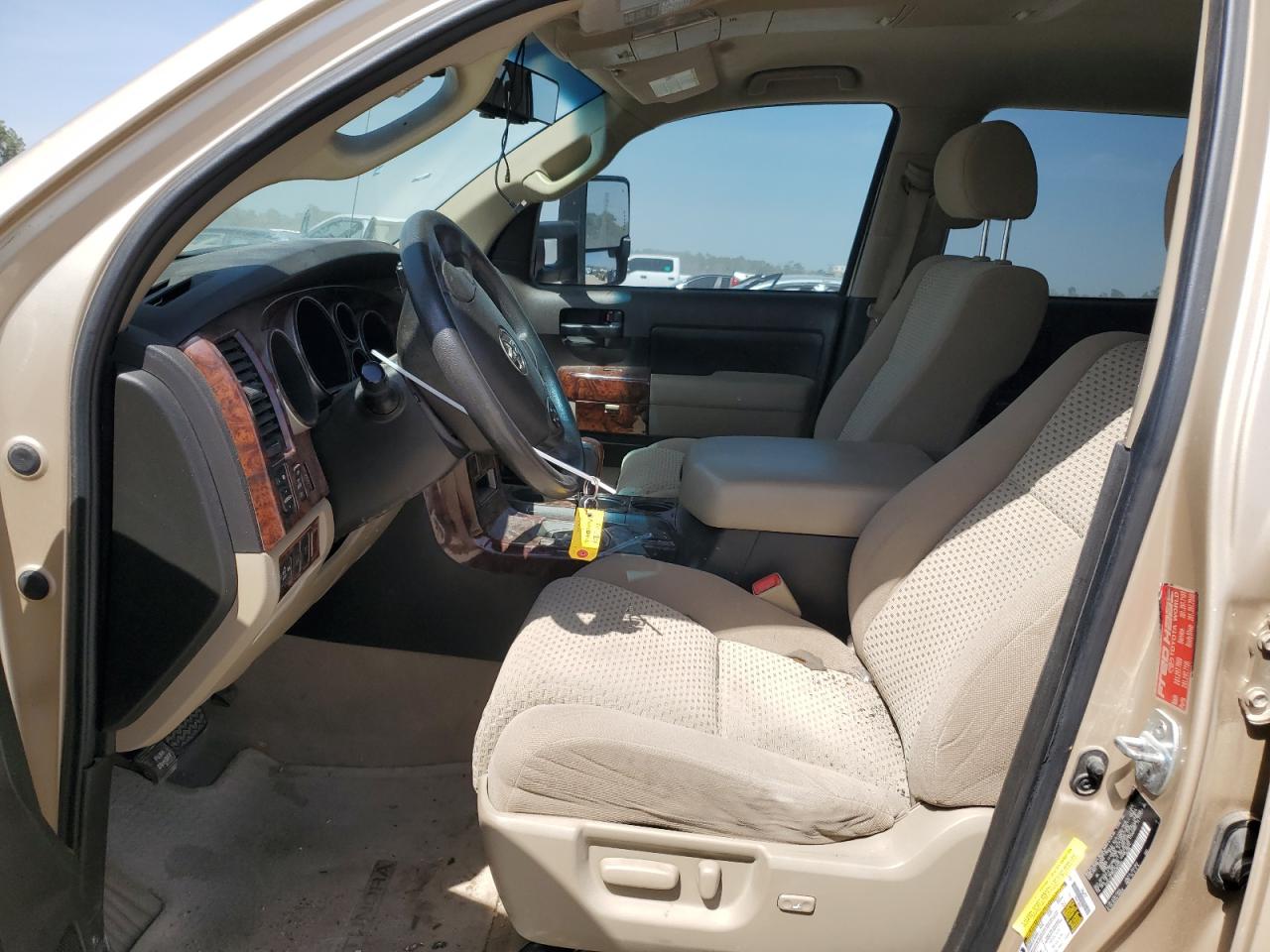 2010 Toyota Tundra - Image 7