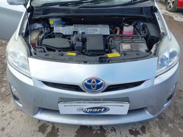 2012 TOYOTA PRIUS T3 V