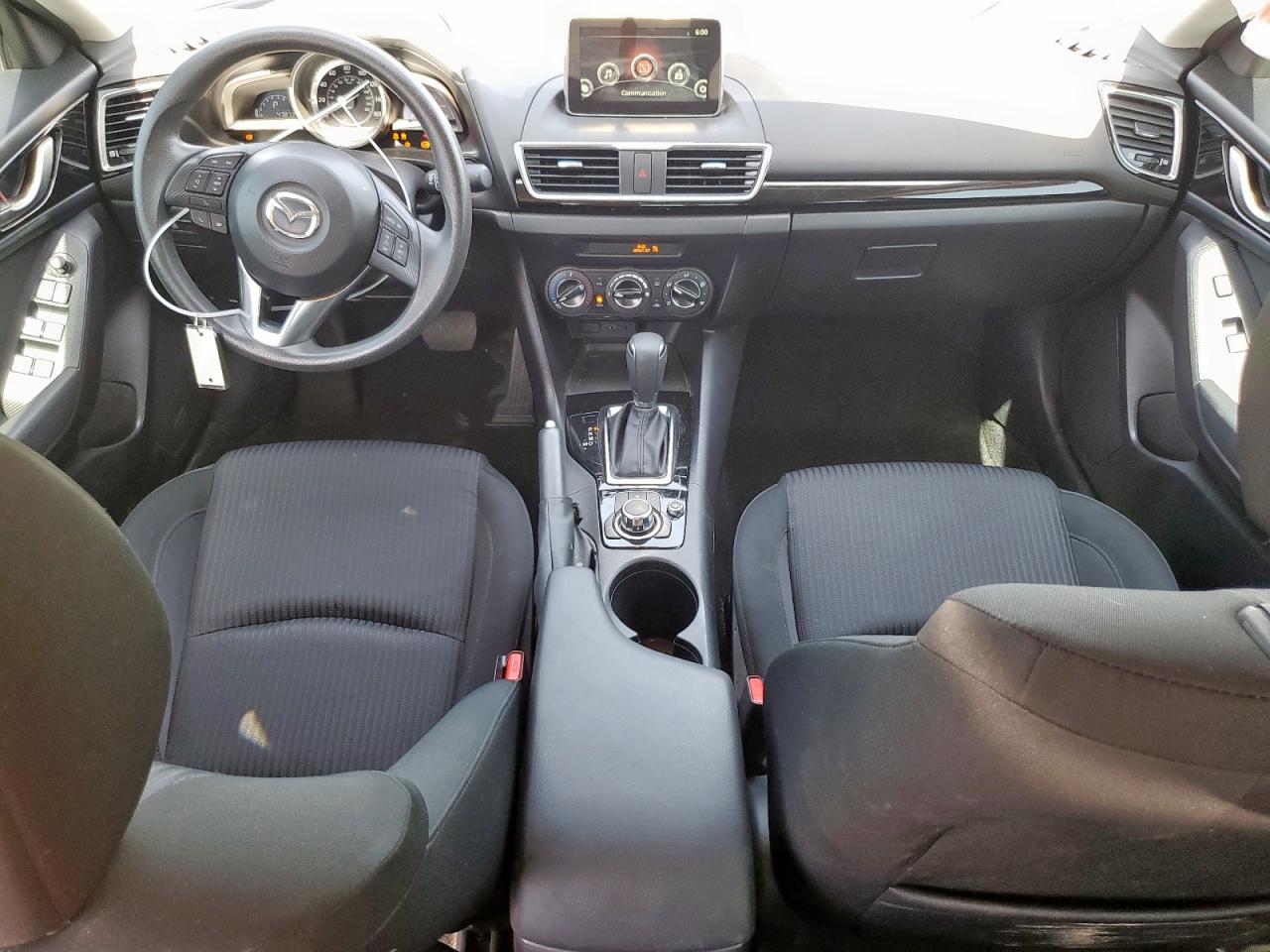 2016 Mazda 3 - Image 8