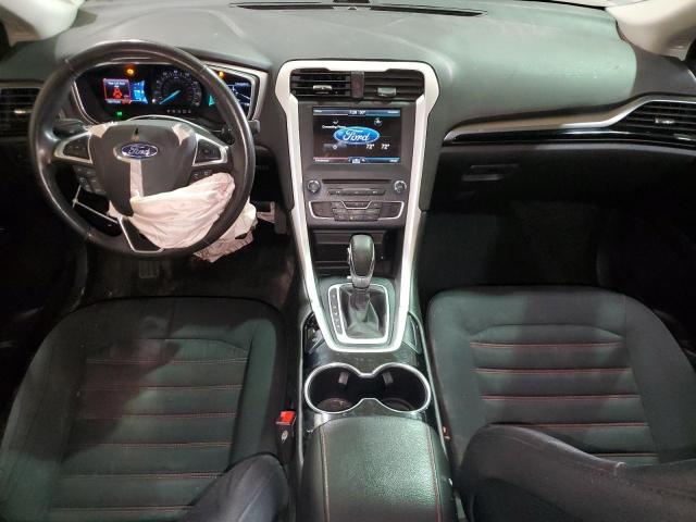  FORD FUSION 2016 Красный