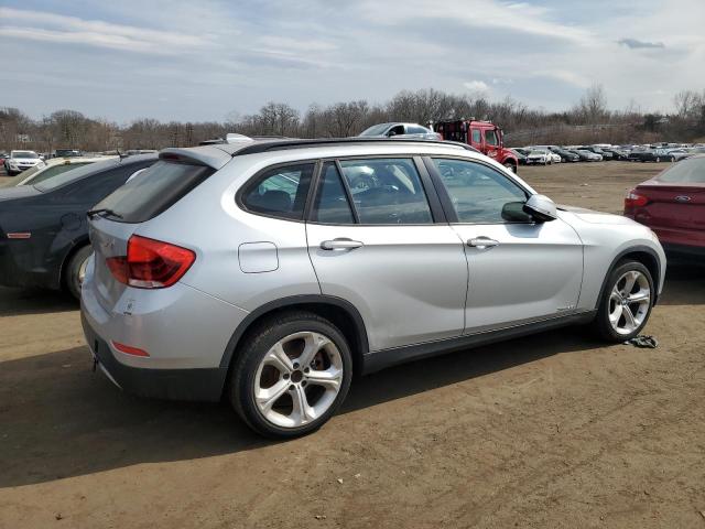  BMW X1 2014 Серебристый