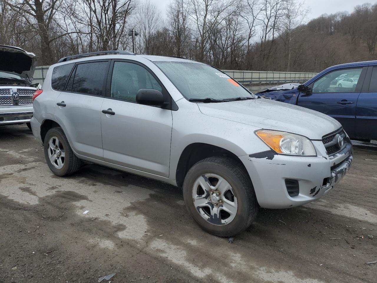2011 Toyota RAV 4 - Image 4