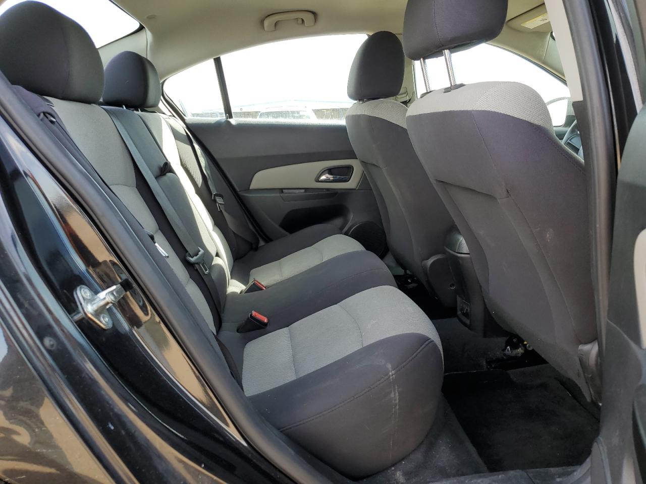 2014 Chevrolet Cruze - Image 10