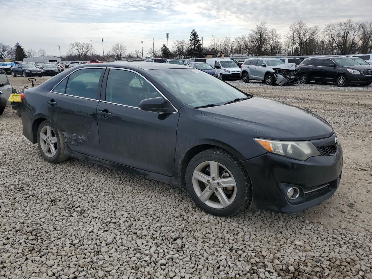 2014 Toyota Camry - Image 4