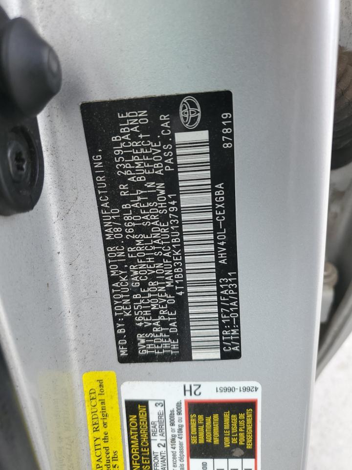 2011 Toyota Camry - Image 12