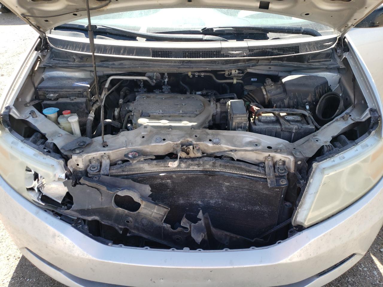 2012 Honda Odyssey - Image 12