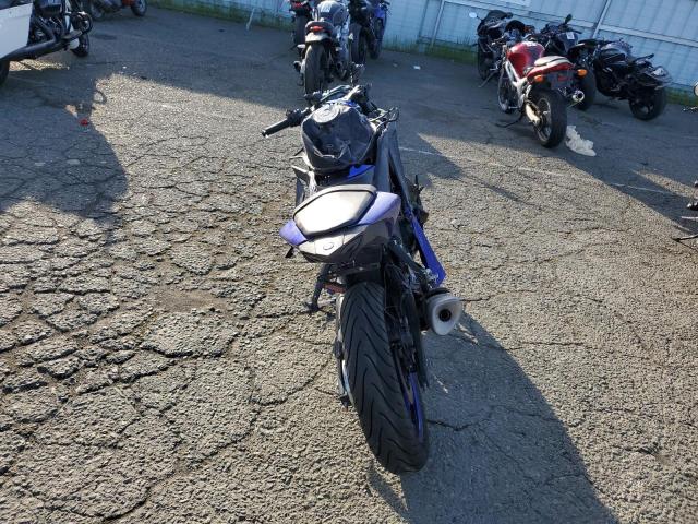 2022 YAMAHA YZFR3 A