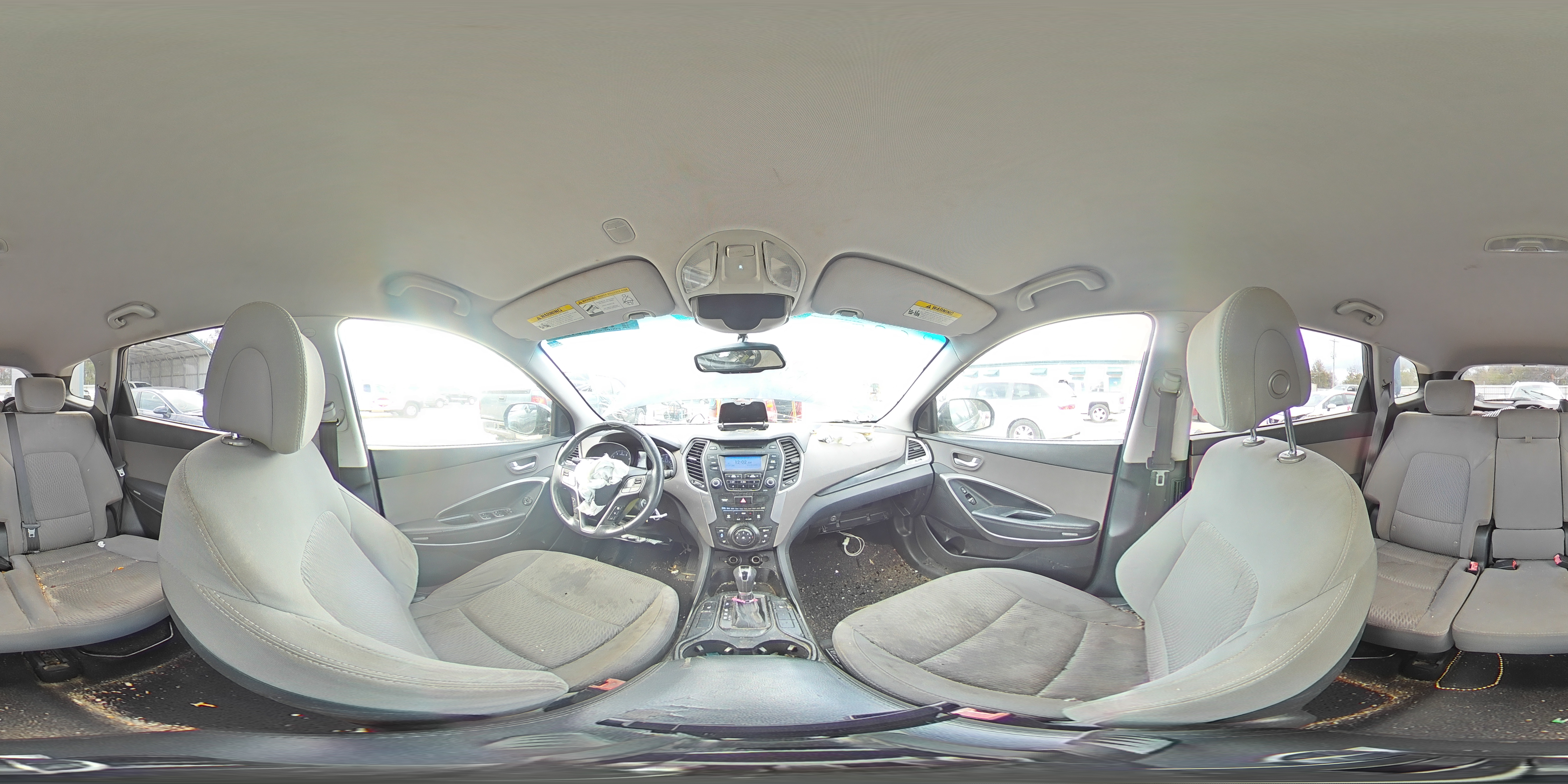 2013 Hyundai Santa Fe - Image 16