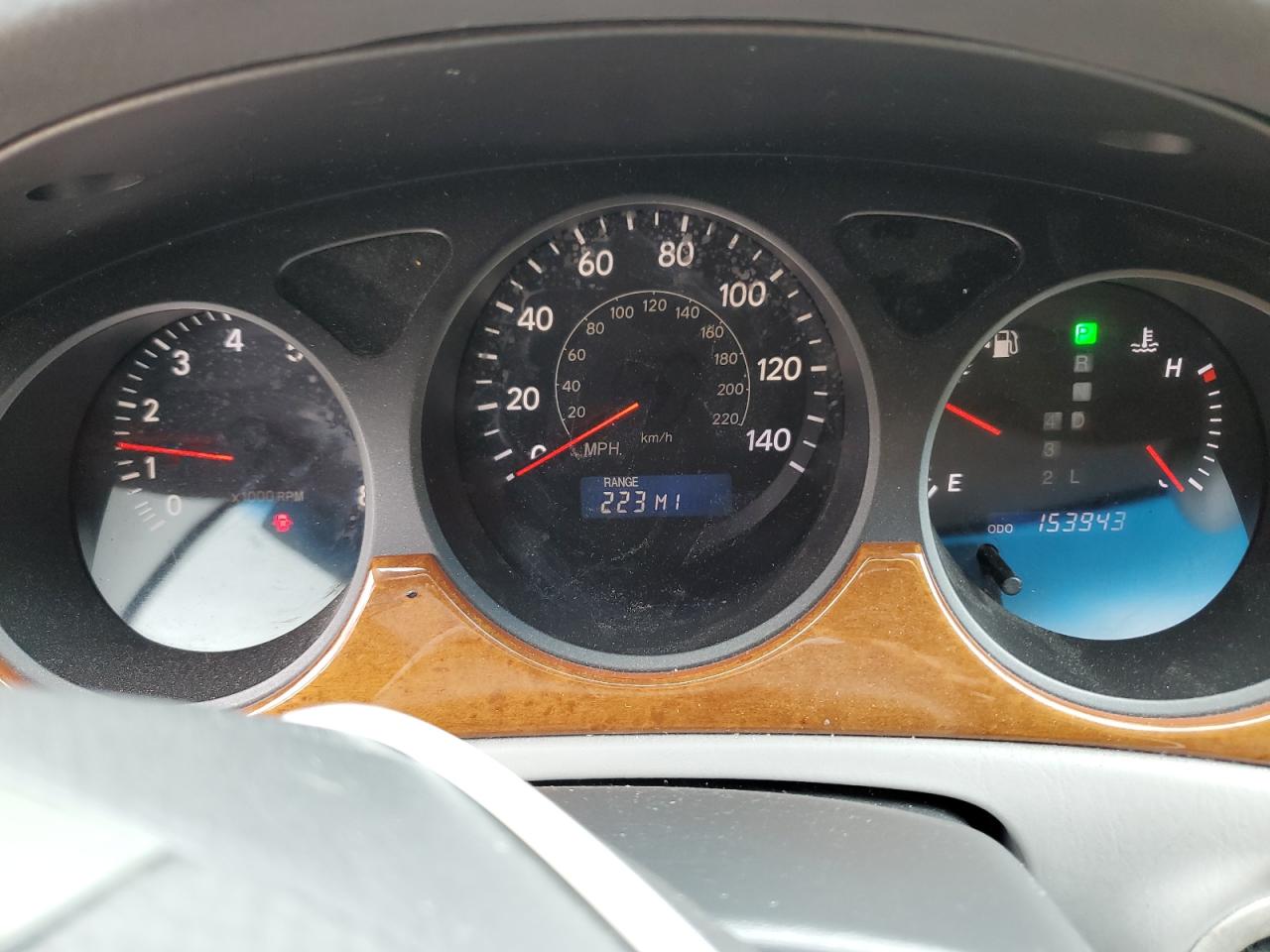 2005 Lexus ES - Image 9