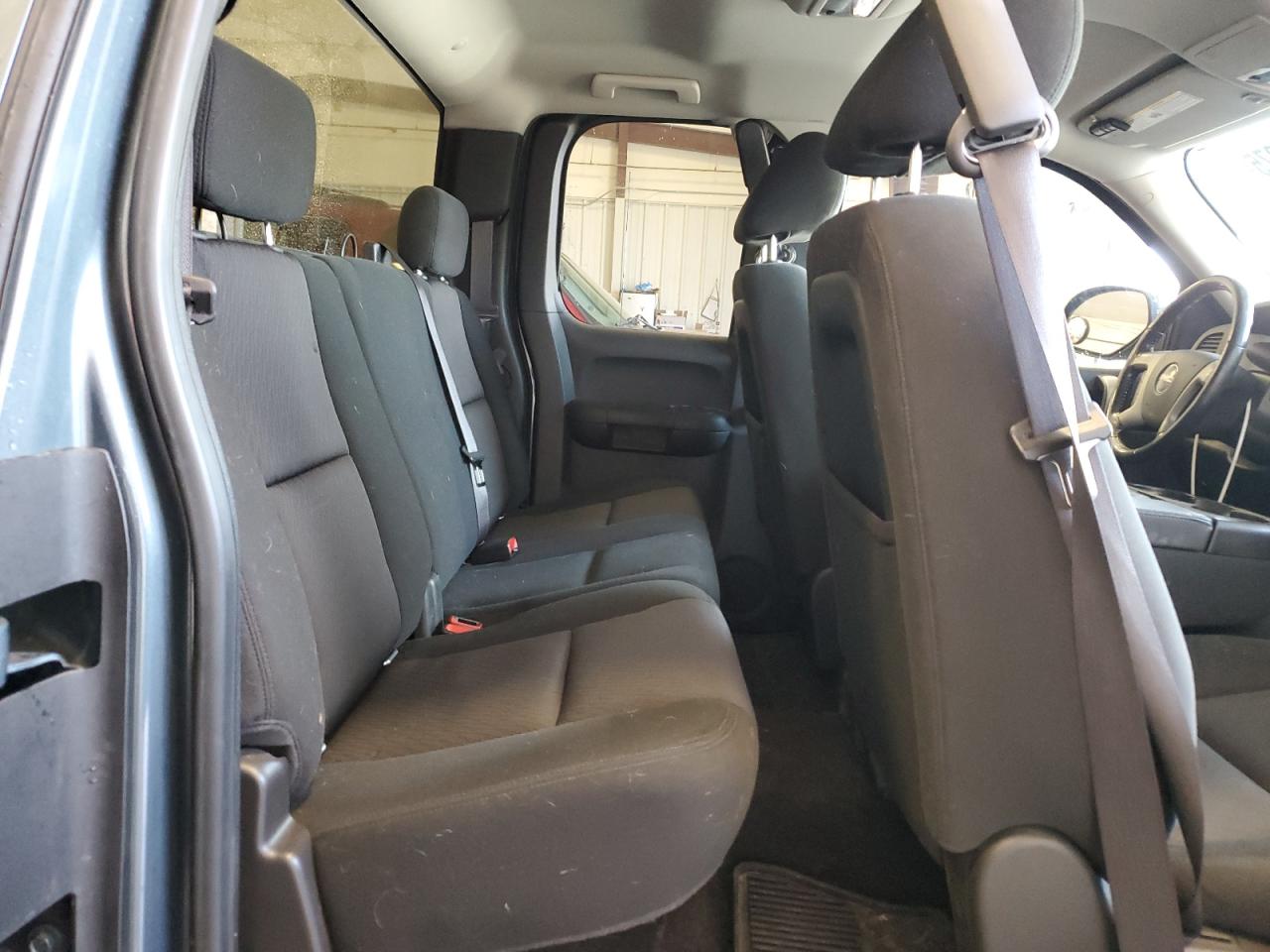2010 GMC Sierra - Image 10