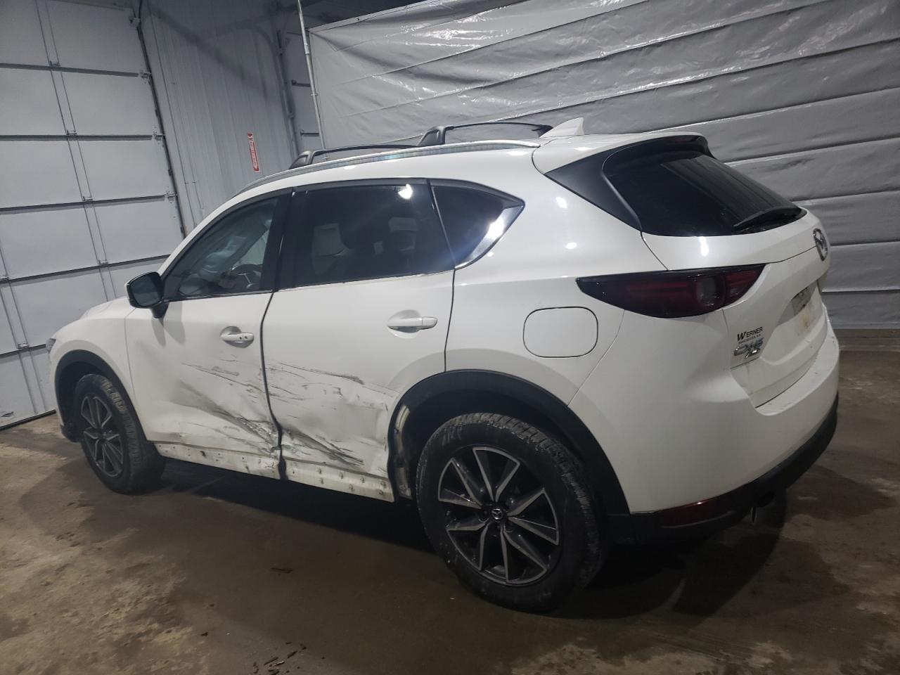 2018 Mazda CX-5 - Image 2
