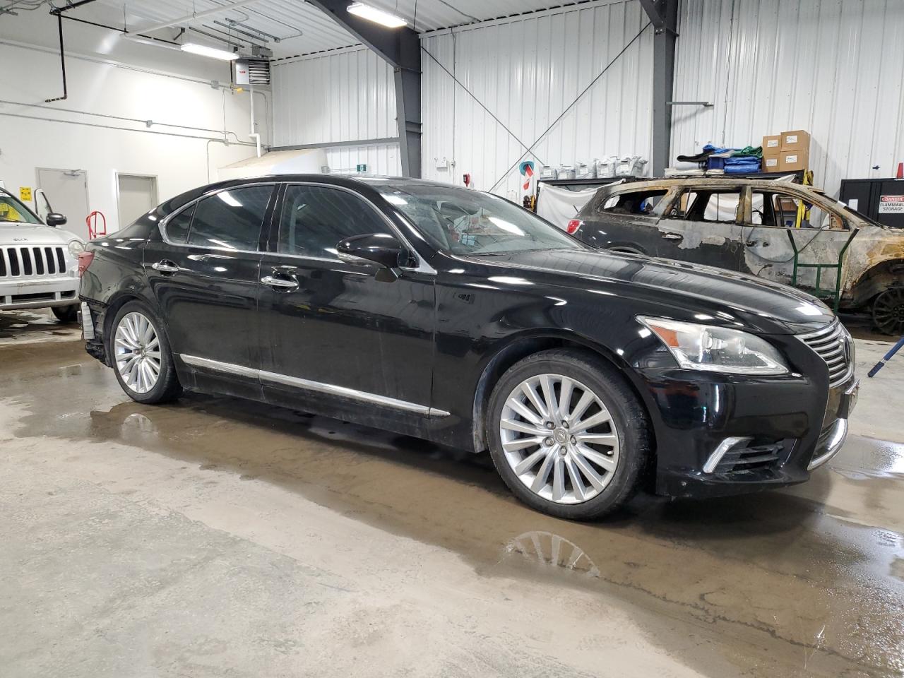 2013 Lexus LS - Image 4