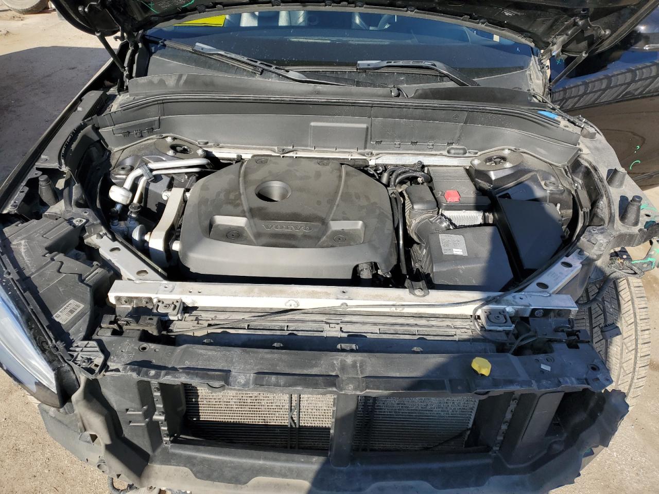 2016 Volvo XC90 - Image 12