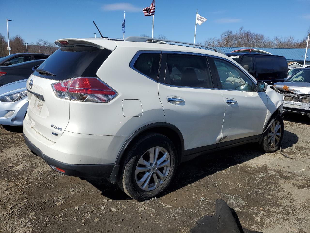 2014 Nissan Rogue - Image 3