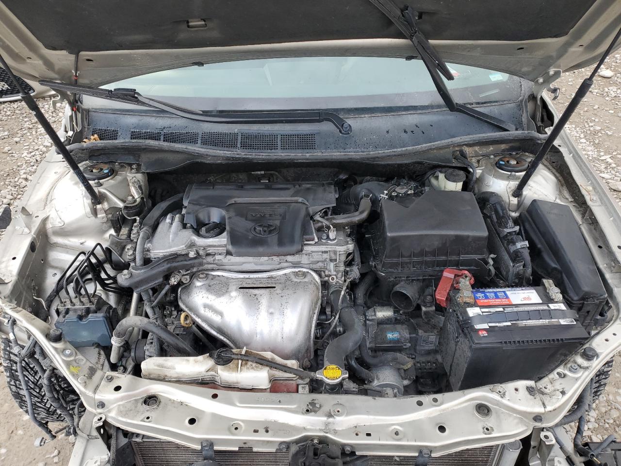 2015 Toyota Camry - Image 11