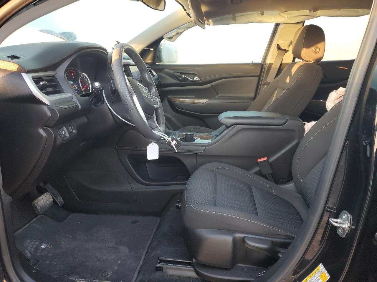 2021 GMC Acadia - Image 7