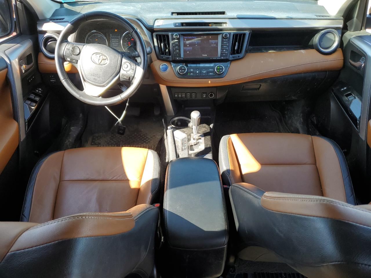 2016 Toyota RAV 4 - Image 8