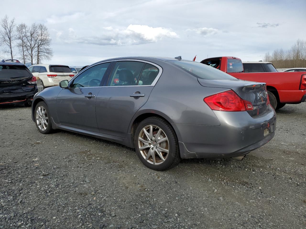 2013 Infiniti G - Image 2