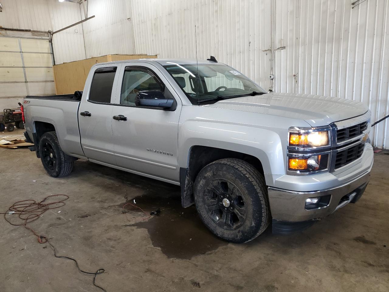 2015 Chevrolet Silverado - Image 4
