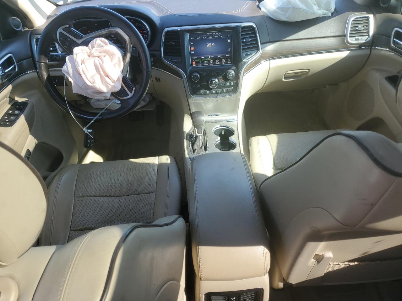2017 Jeep Grand Cherokee - Image 8