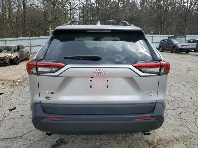  TOYOTA RAV4 2020 Srebrny