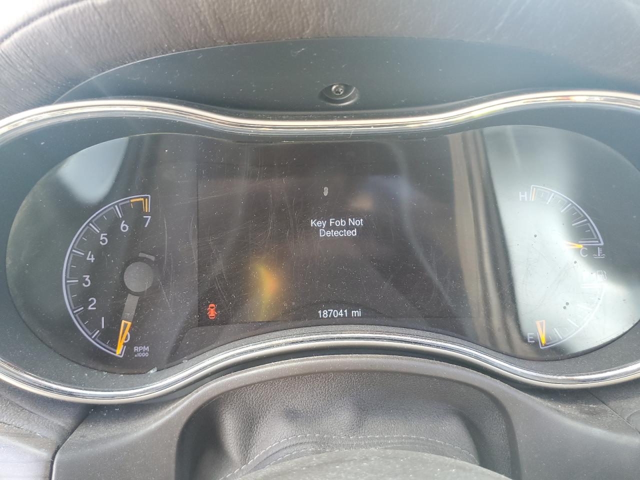 2015 Jeep Grand Cherokee Overland VIN: 1C4RJECG5FC635328 Lot: 50740185