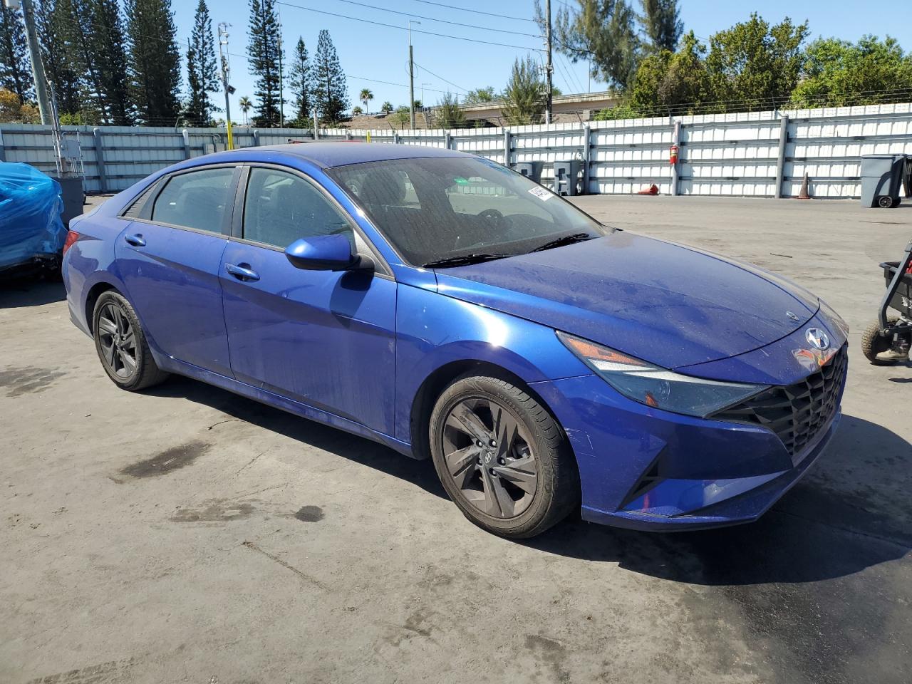 2021 Hyundai Elantra - Image 4