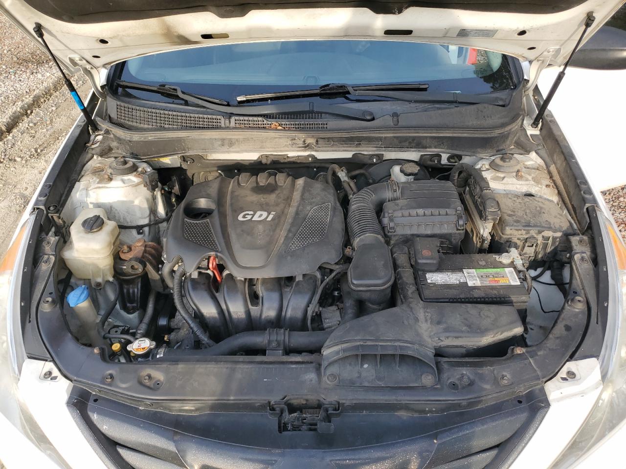 2013 Hyundai Sonata - Image 11