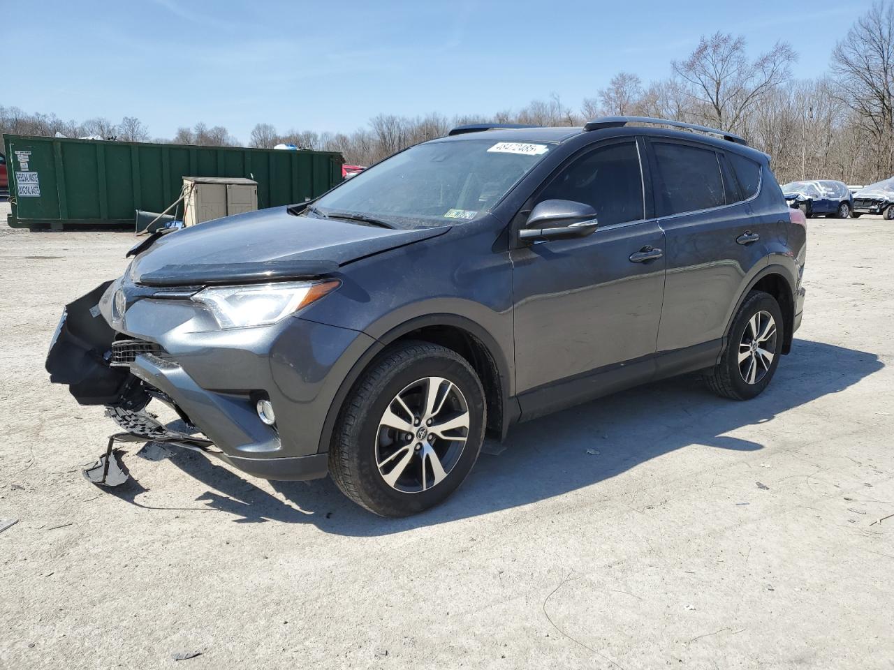 2017 Toyota Rav4 Xle for Sale in Ellwood City, PA - Front End