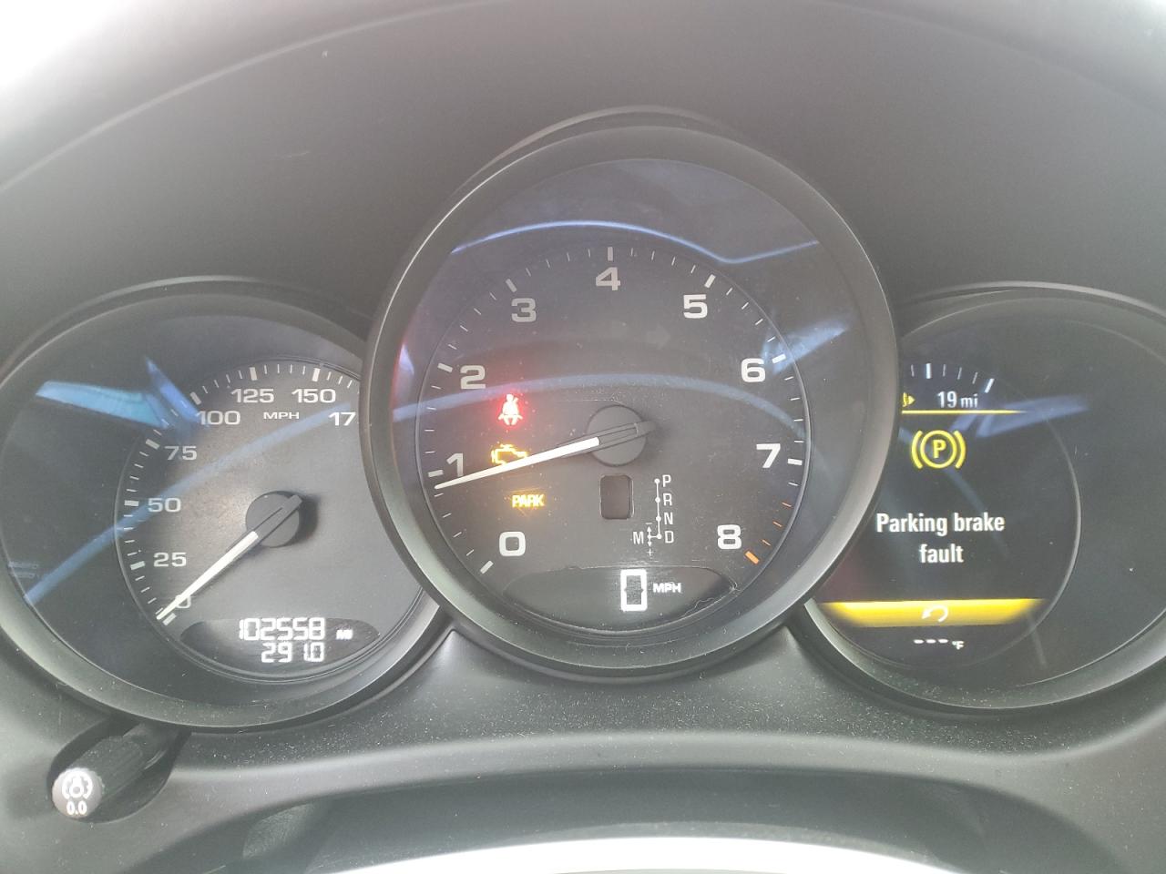 2017 Porsche Macan - Image 9