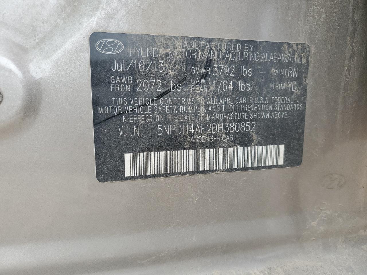 2013 Hyundai Elantra - Image 12