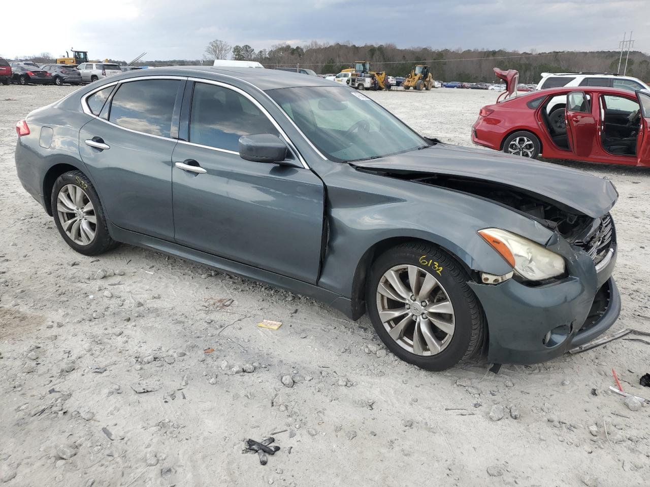 2012 Infiniti M - Image 4