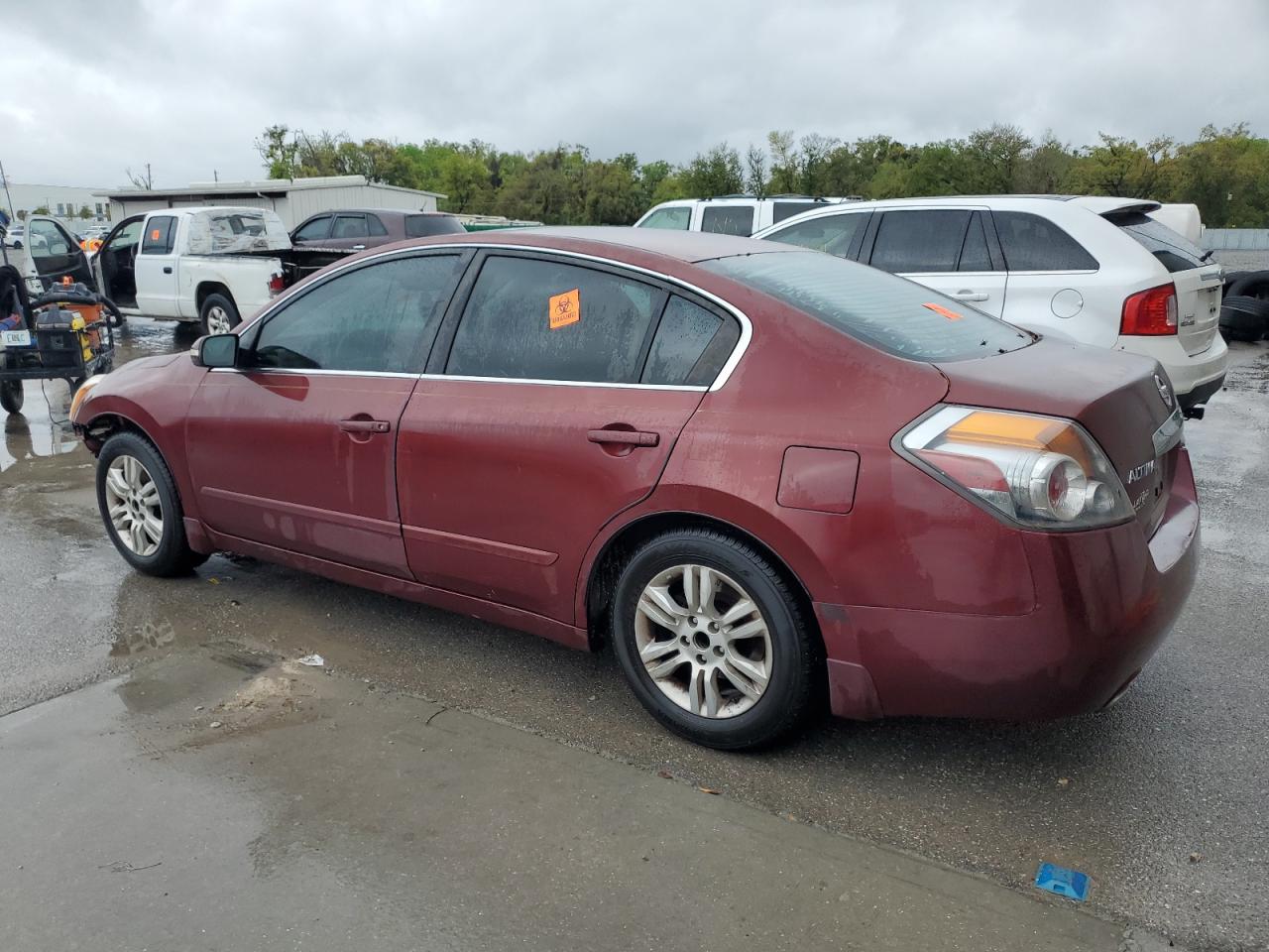2011 Nissan Altima - Image 2