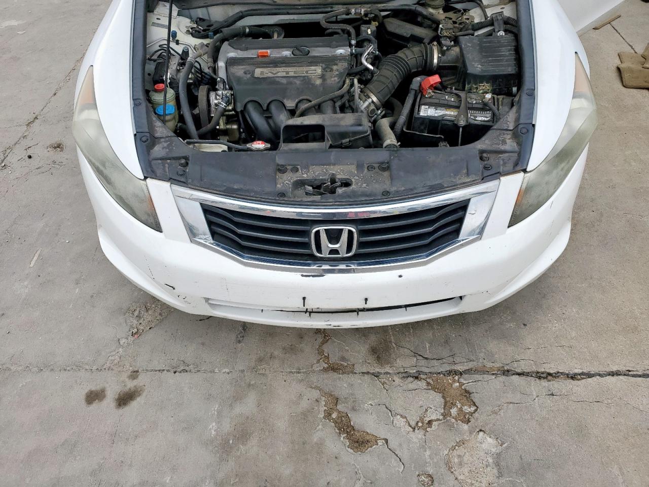 2009 Honda Accord - Image 11