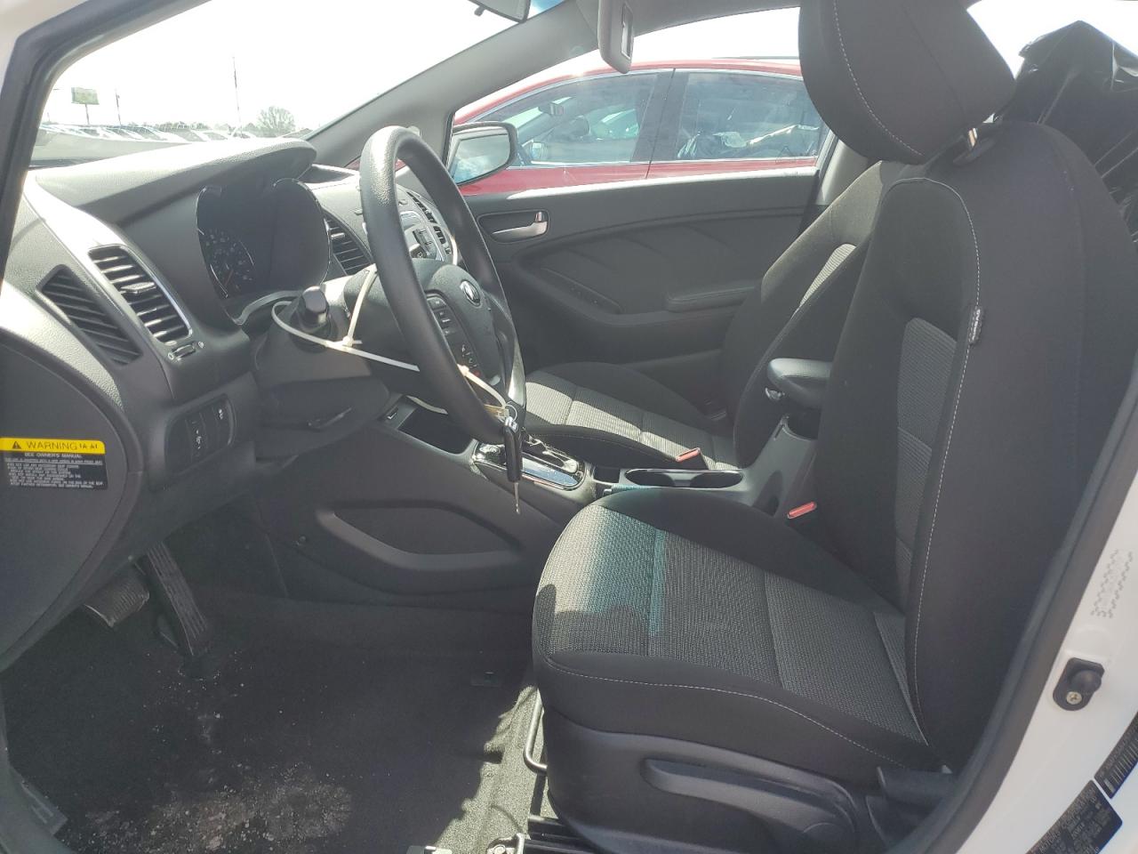 2018 Kia Forte - Image 7