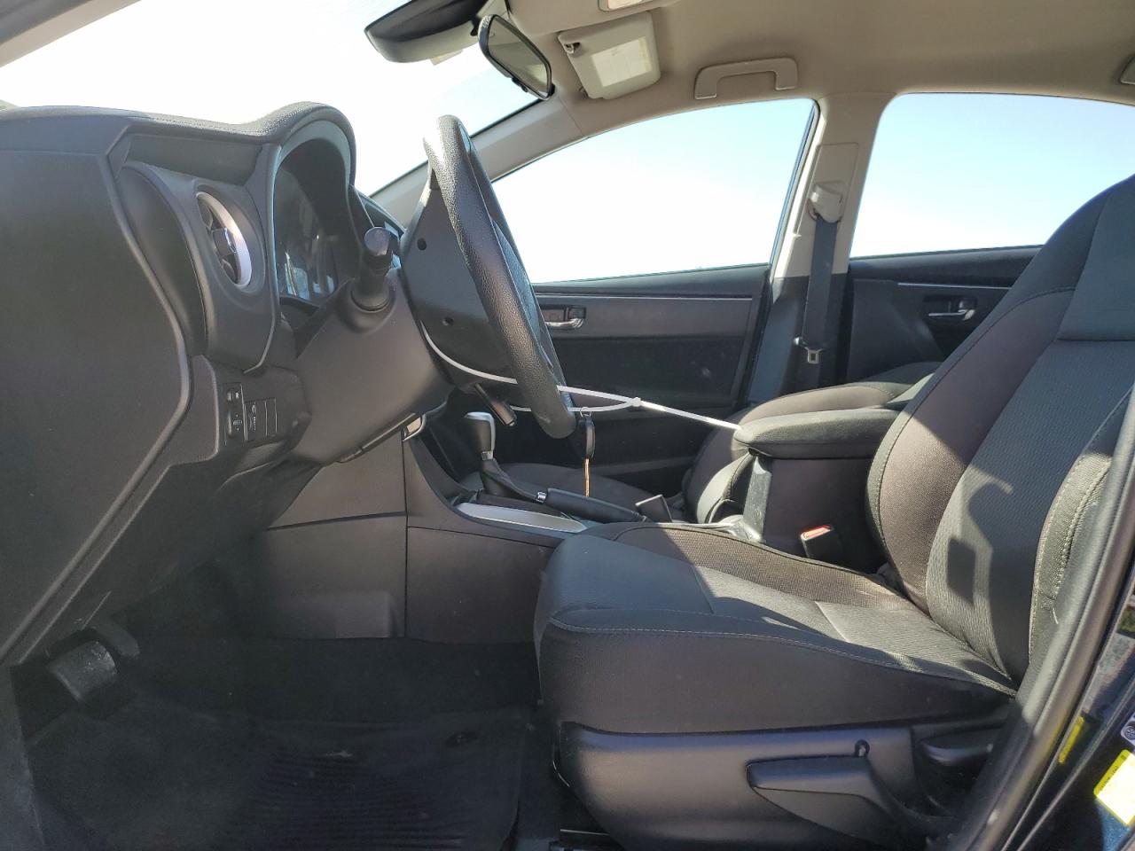 2018 Toyota Corolla - Image 7