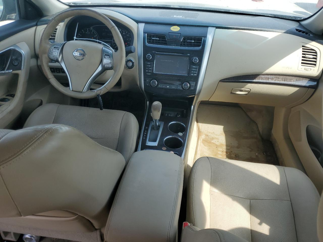 2014 Nissan Altima - Image 8