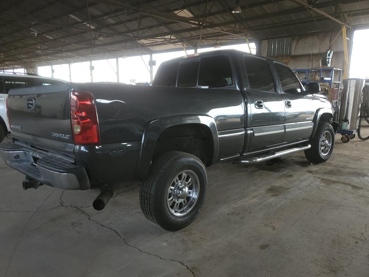 2003 Chevrolet Silverado - Image 3