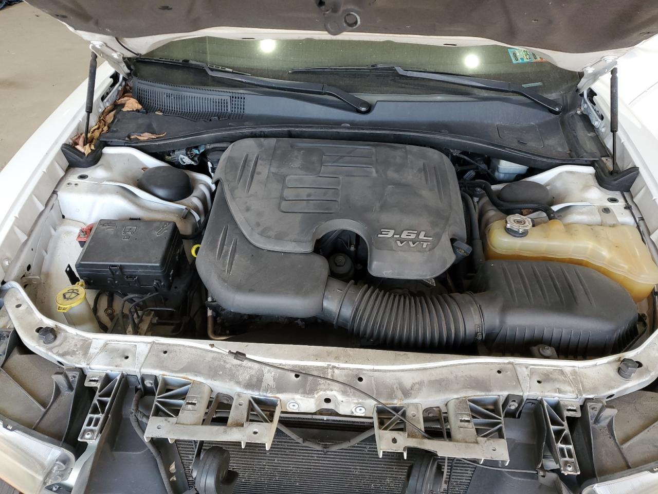2011 Dodge Charger - Image 11