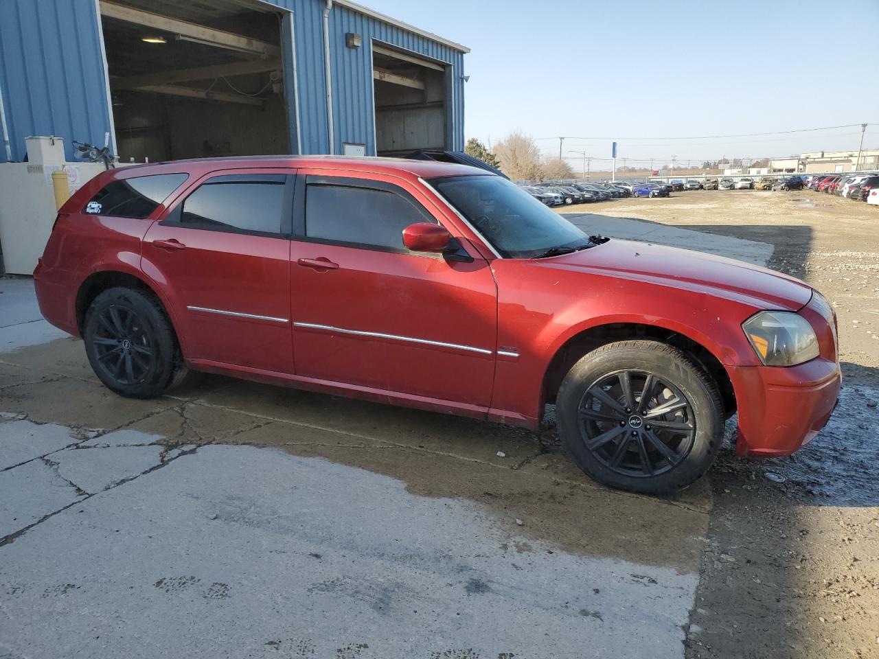 2005 Dodge Magnum - Image 4