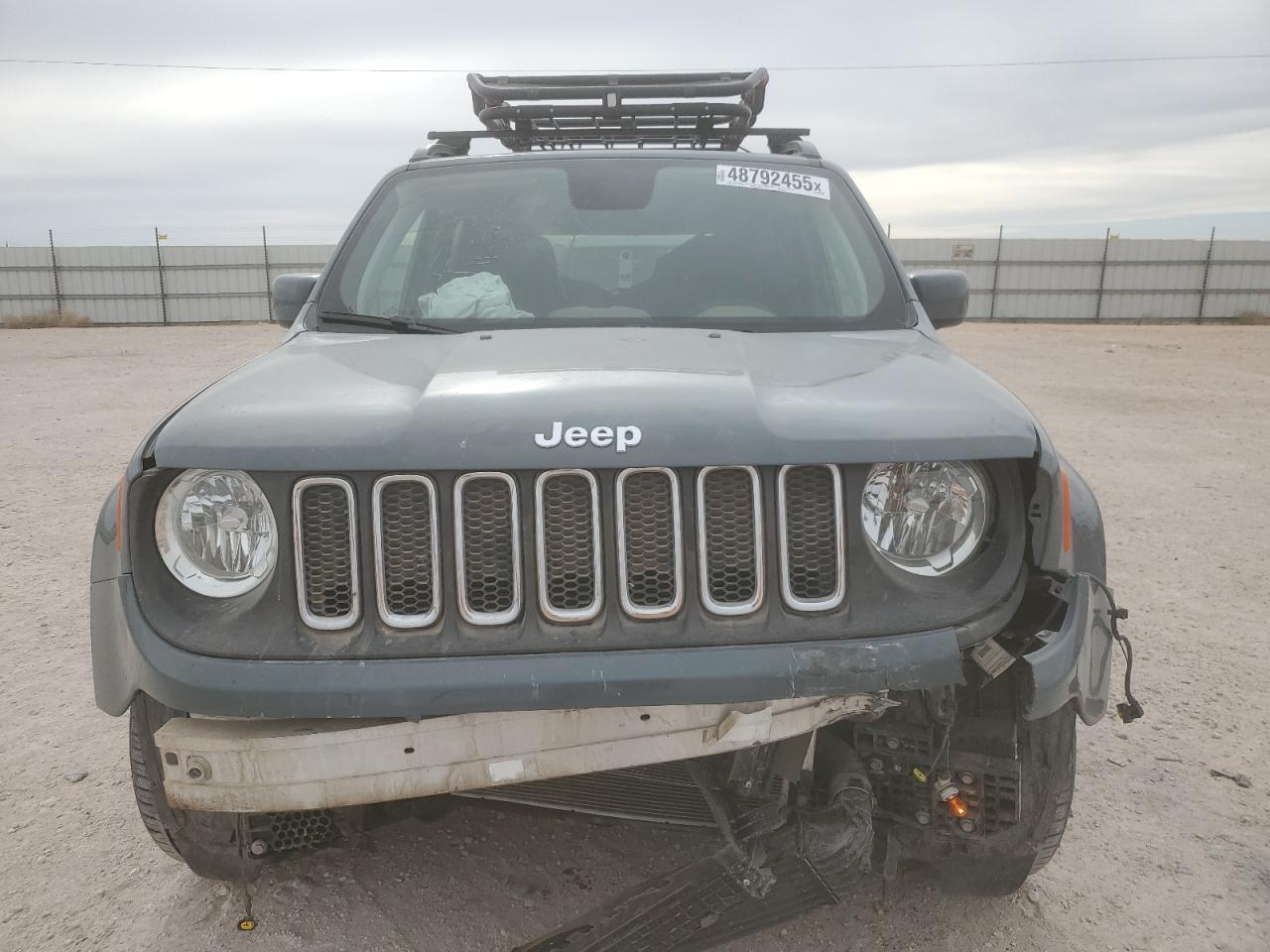 2018 Jeep Renegade - Image 5