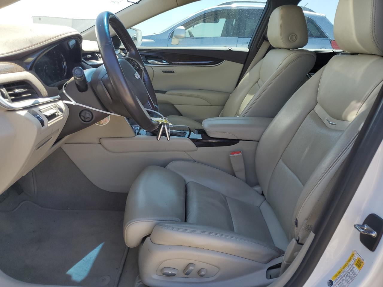2016 Cadillac XTS - Image 7