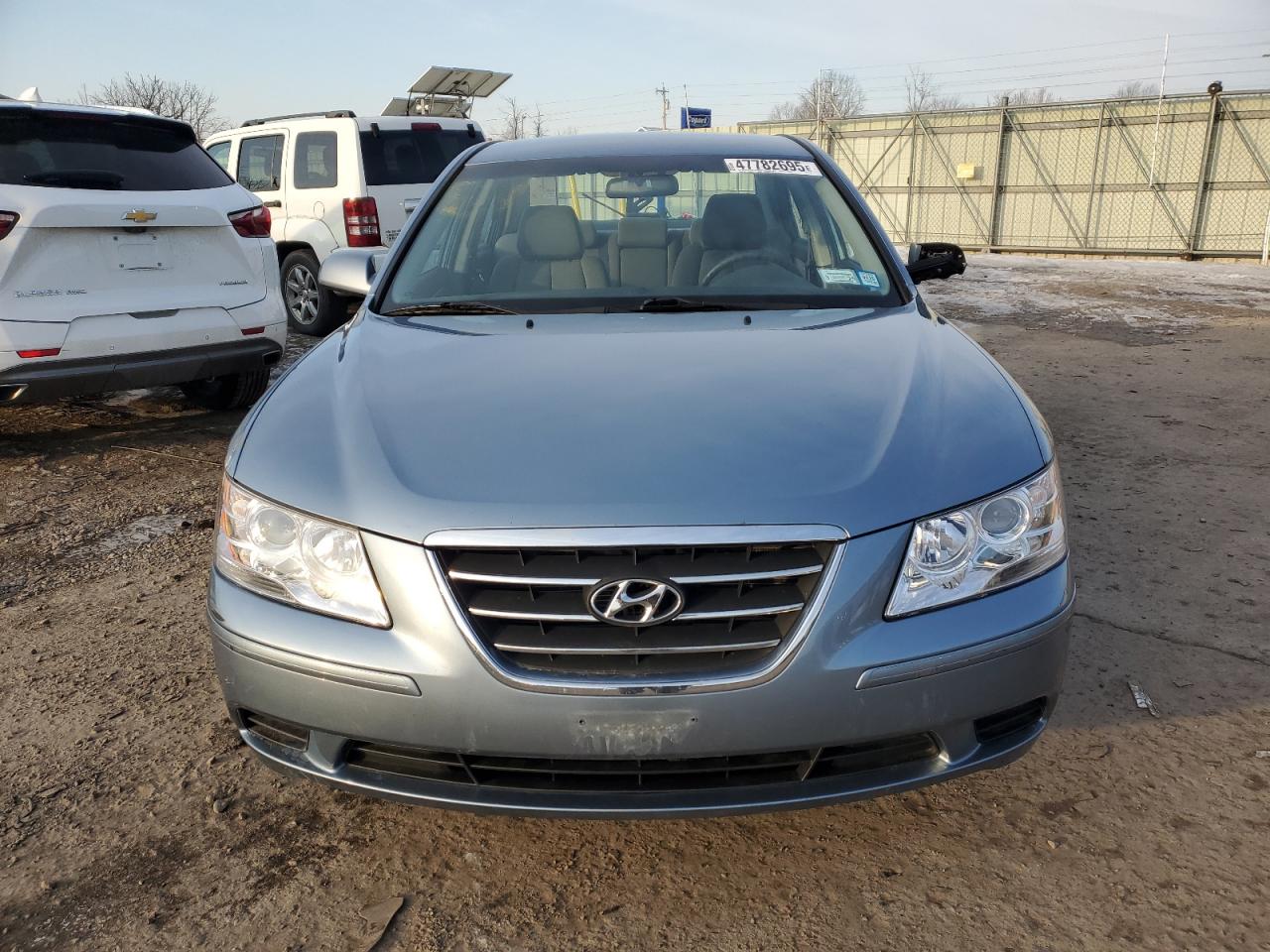 2010 Hyundai Sonata - Image 5