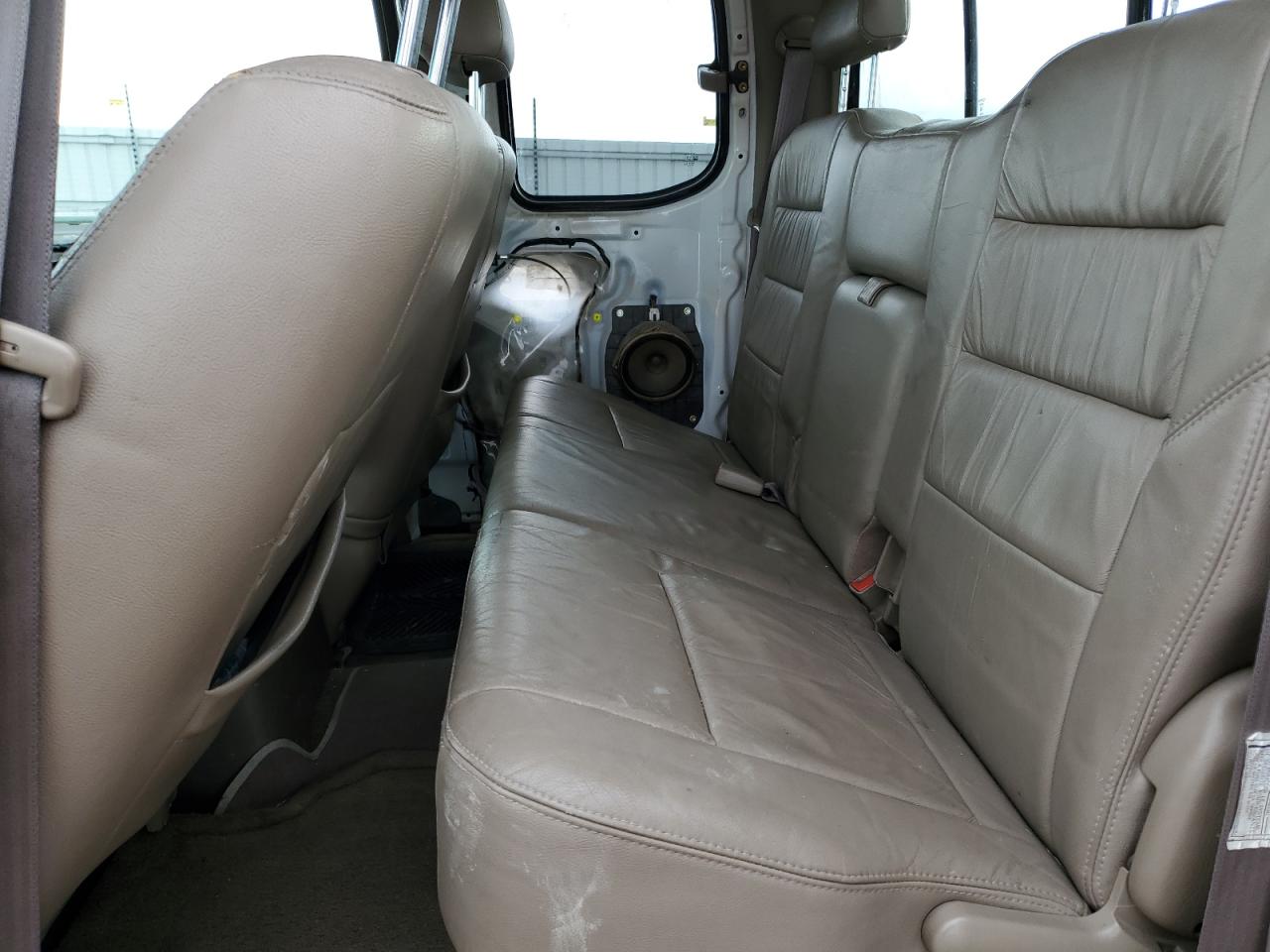 2001 Toyota Tundra - Image 10