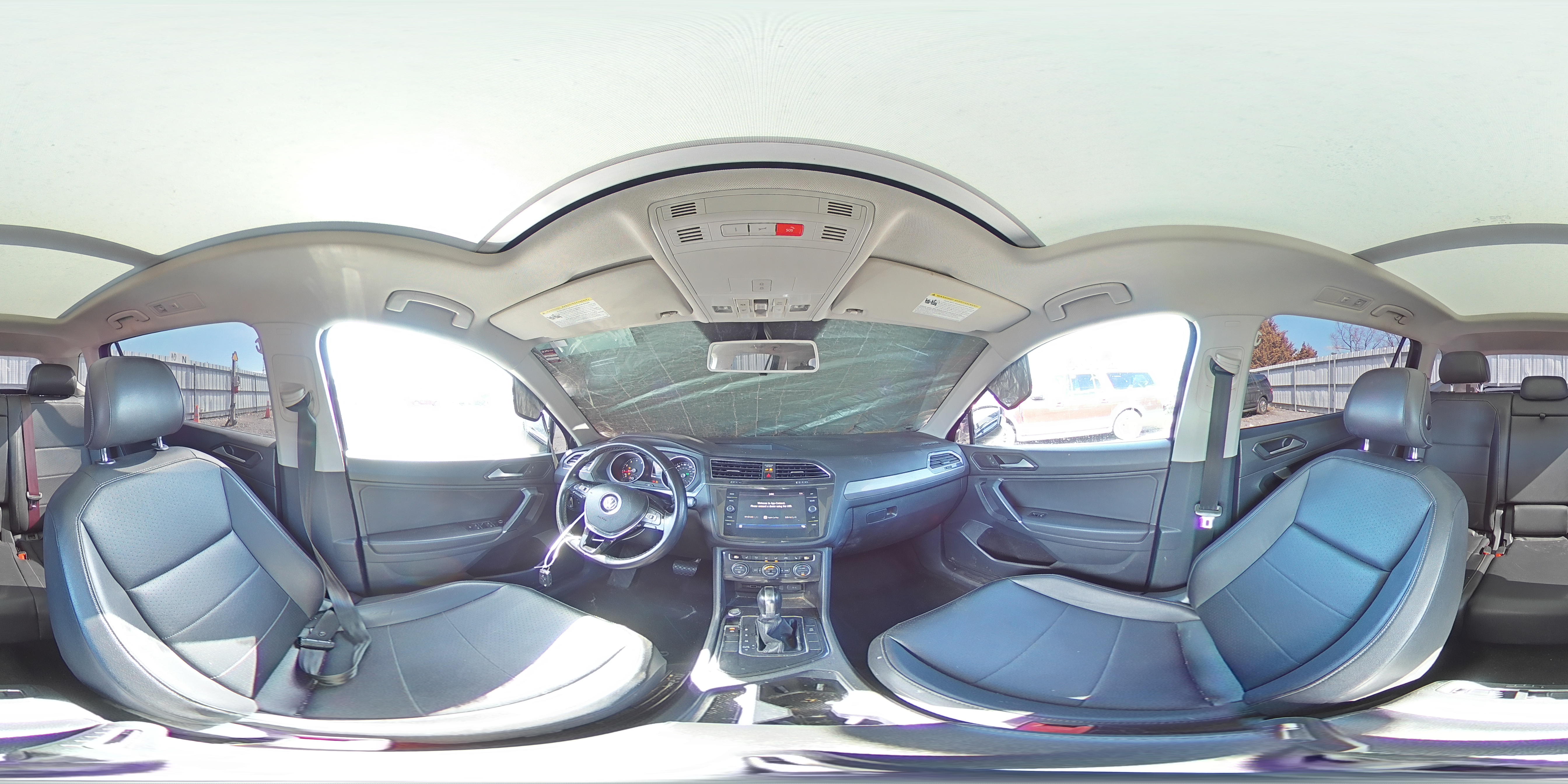 2018 Volkswagen Tiguan - Image 14