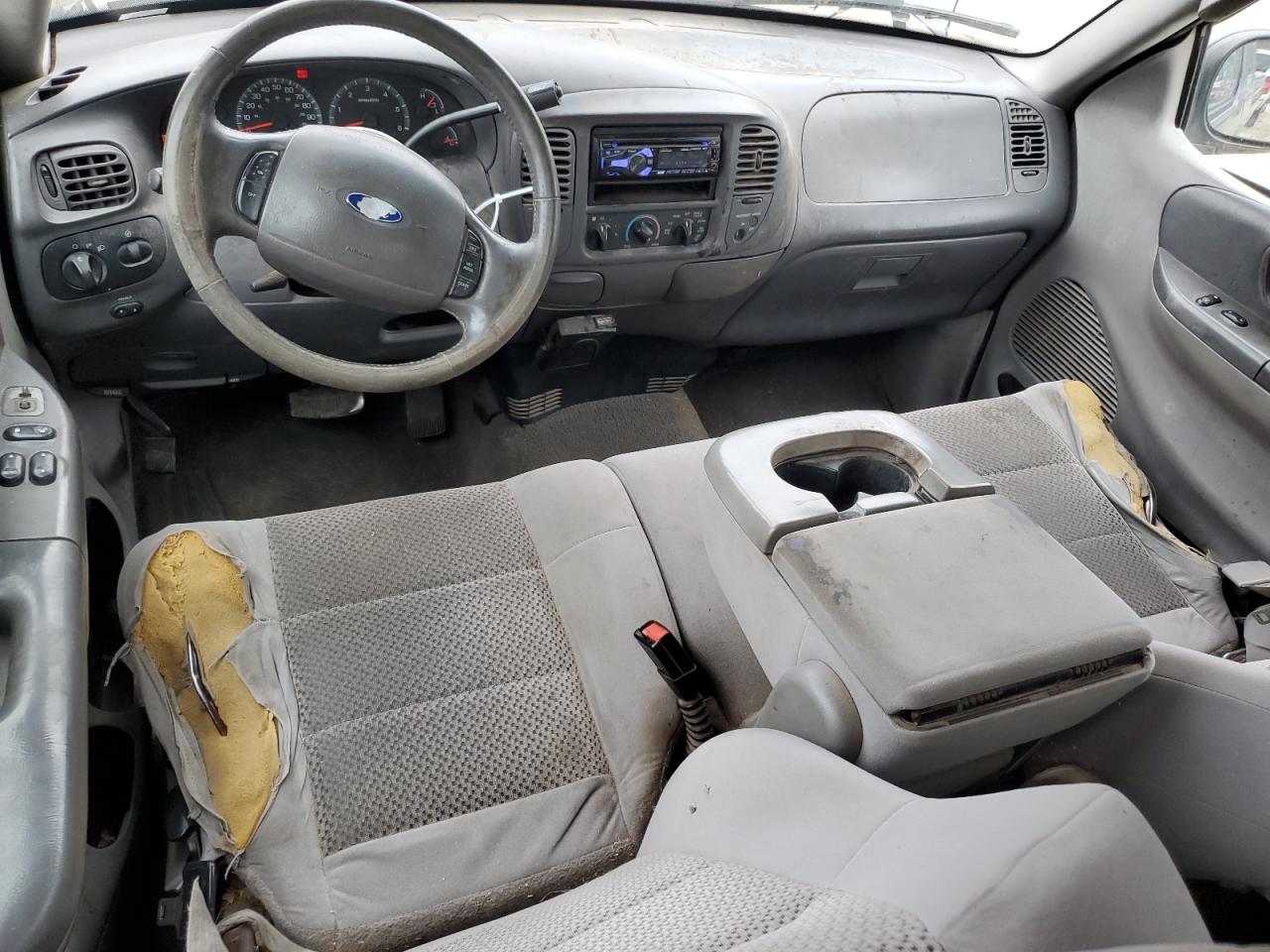 2004 Ford F-150 - Image 8