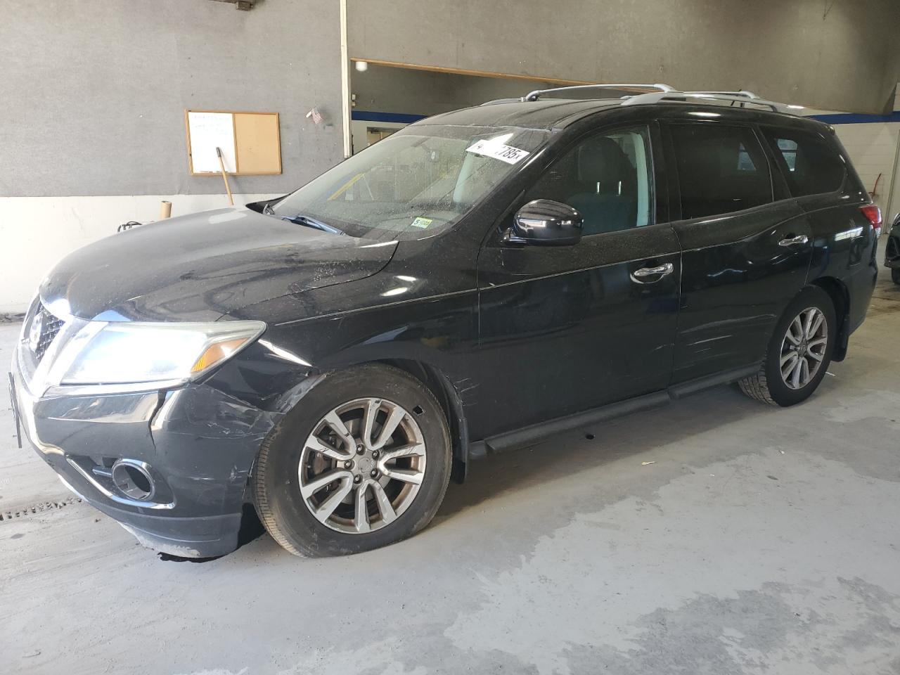 2015 Nissan Pathfinder - Image 1