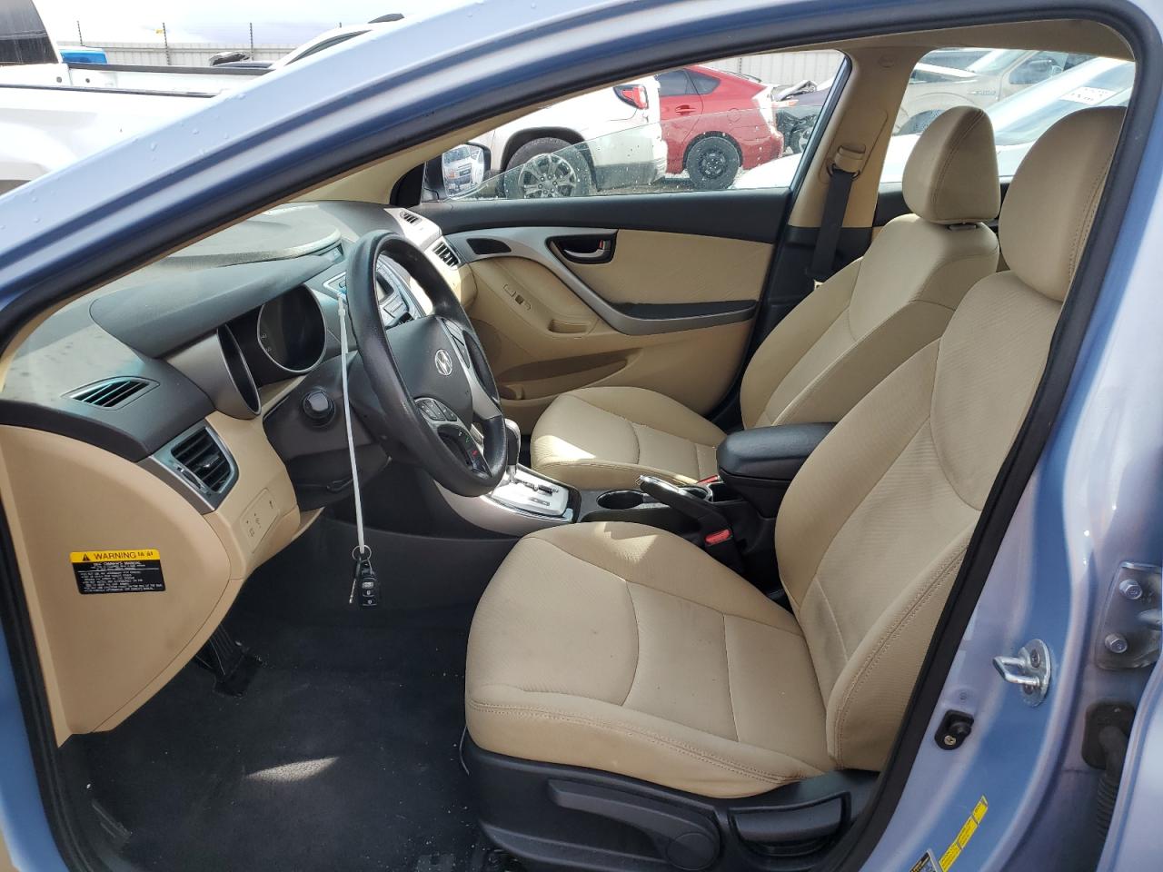 2012 Hyundai Elantra - Image 7