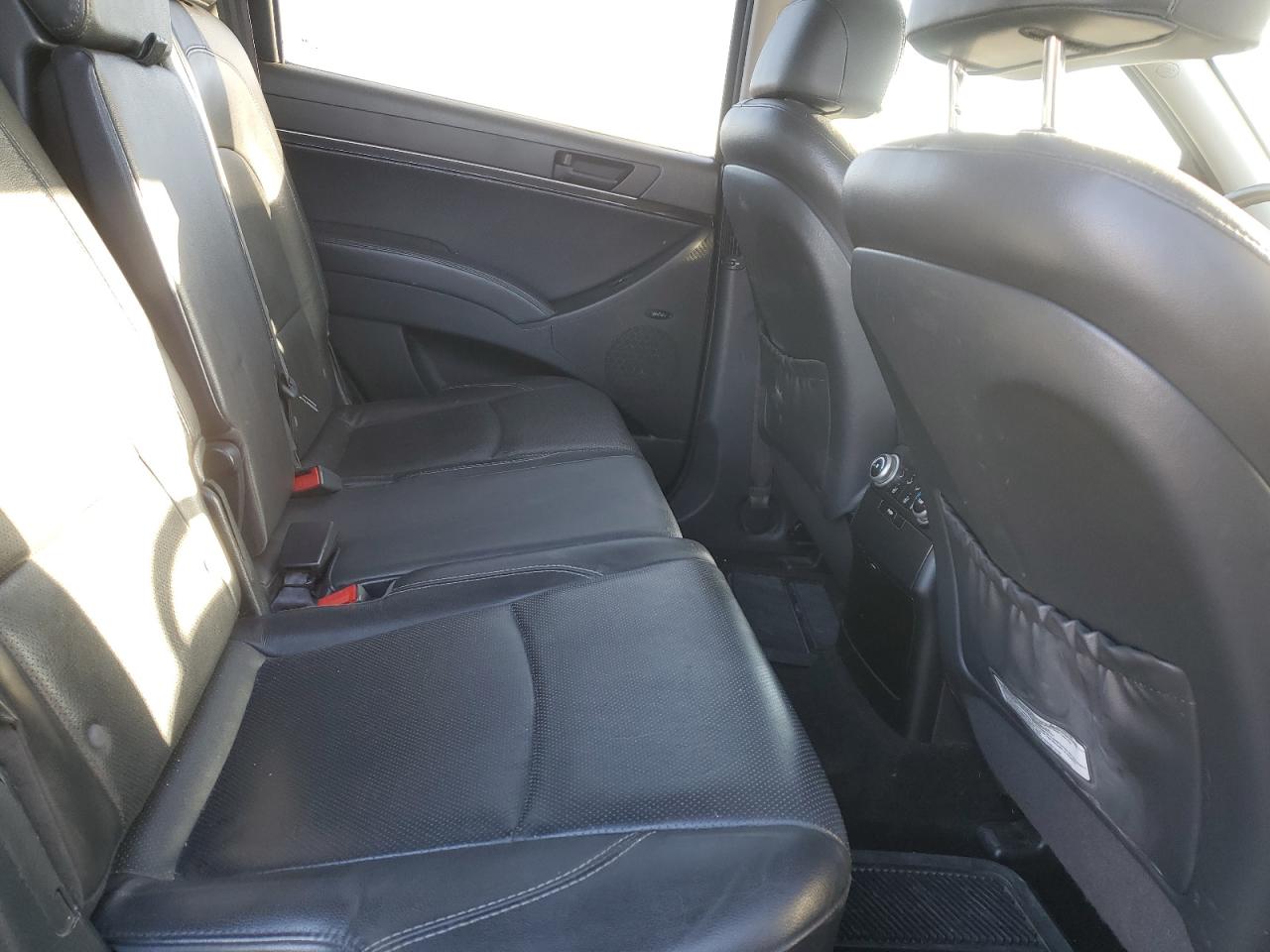 2012 Hyundai Veracruz - Image 11