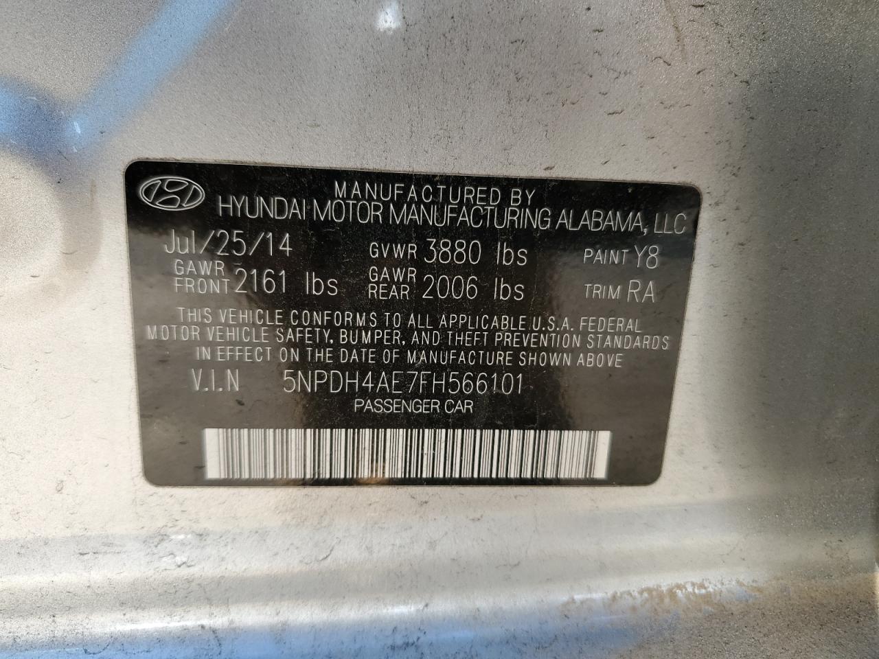 2015 Hyundai Elantra - Image 12